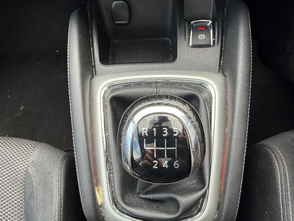 Used Nissan Qashqai 2015 for sale - 77655463: Photo 15