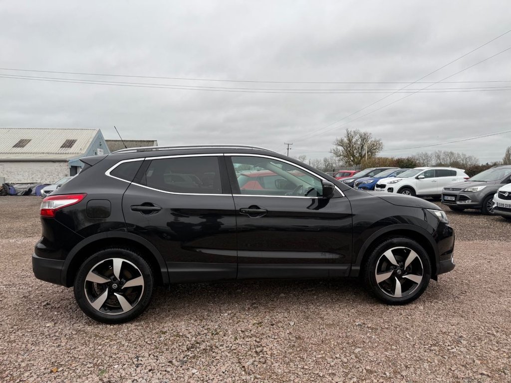 Used Nissan Qashqai 2016 for sale - 76686215: Photo 8