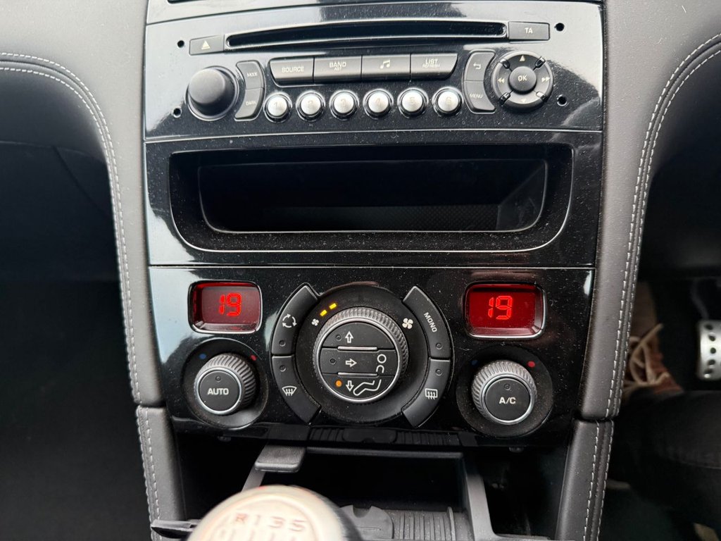 Used Peugeot RCZ 2014 for sale - 77263622: Photo 17