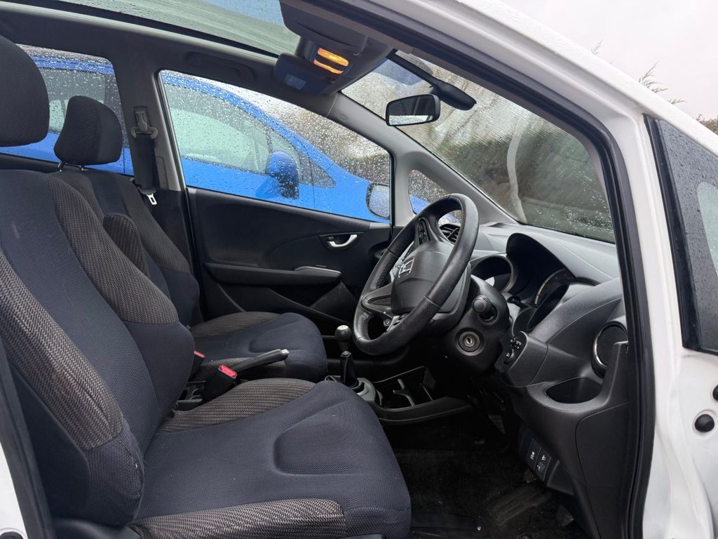 Used Honda Jazz 2014 for sale - 77263303: Photo 11