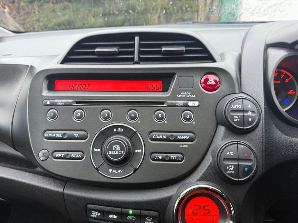 Used Honda Jazz 2014 for sale - 77263303: Photo 22