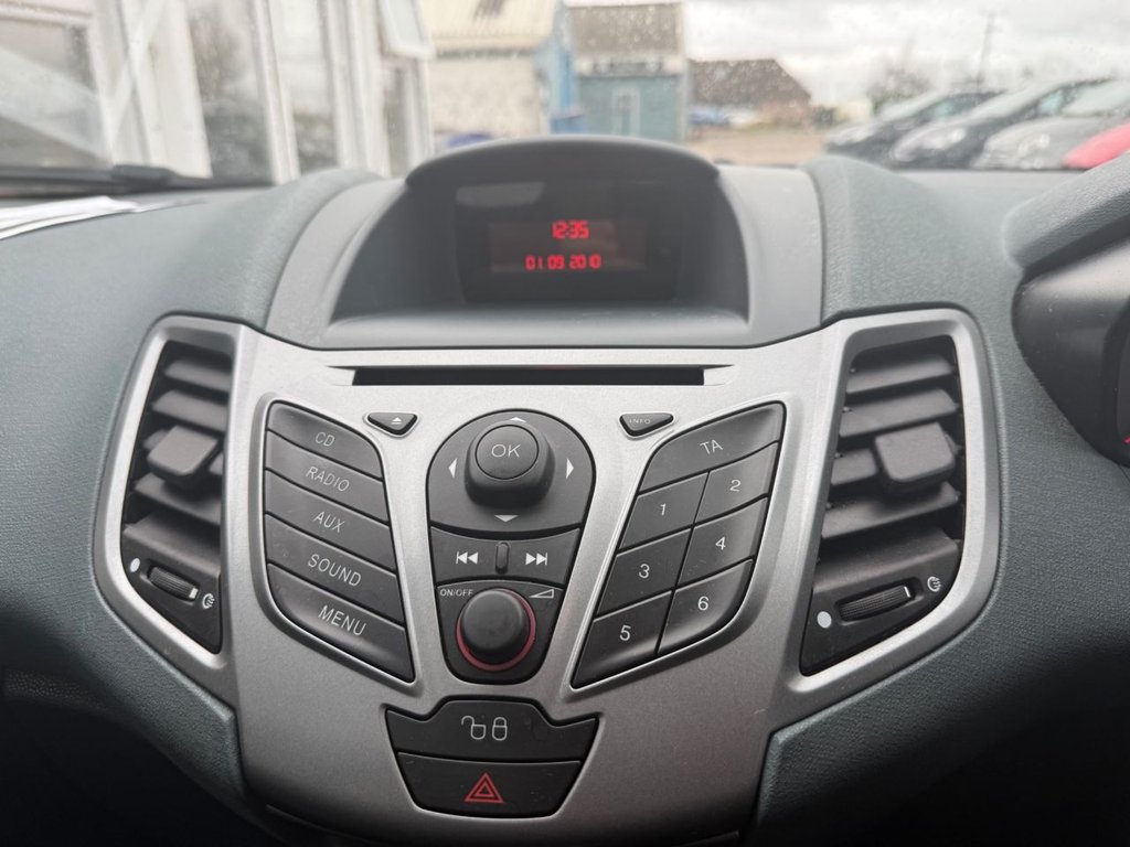 Used Ford Fiesta 2010 for sale - 76883484: Photo 22