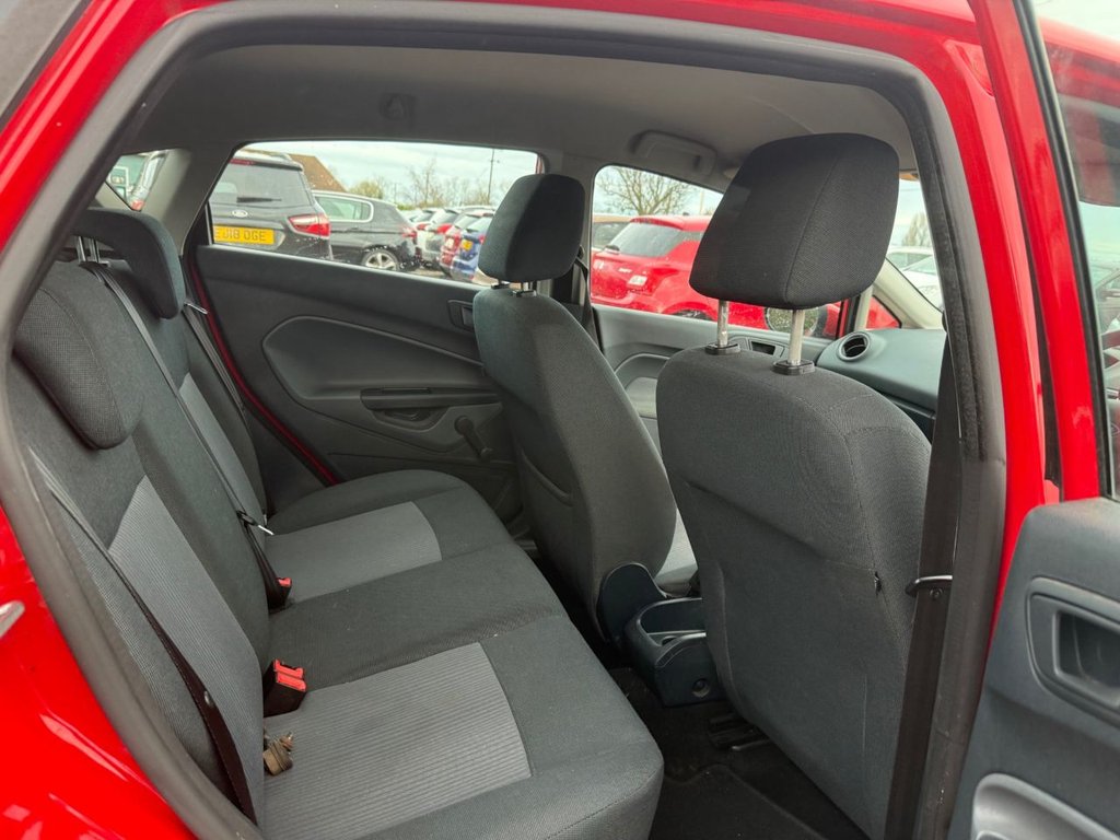 Used Ford Fiesta 2010 for sale - 76883484: Photo 9
