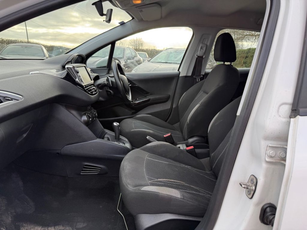 Used Peugeot 208 2012 for sale - 77048959: Photo 11