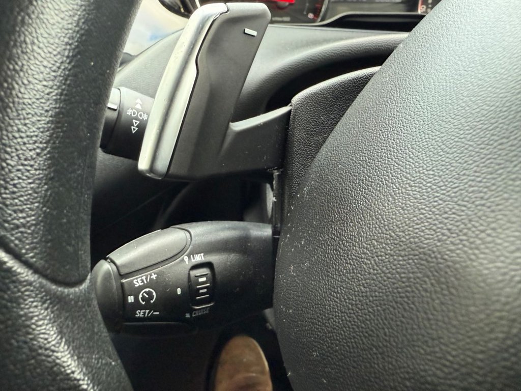 Used Peugeot 208 2012 for sale - 77048959: Photo 23