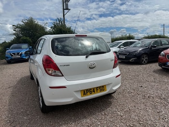 Used Hyundai i20 2014 for sale - 79166441: Photo