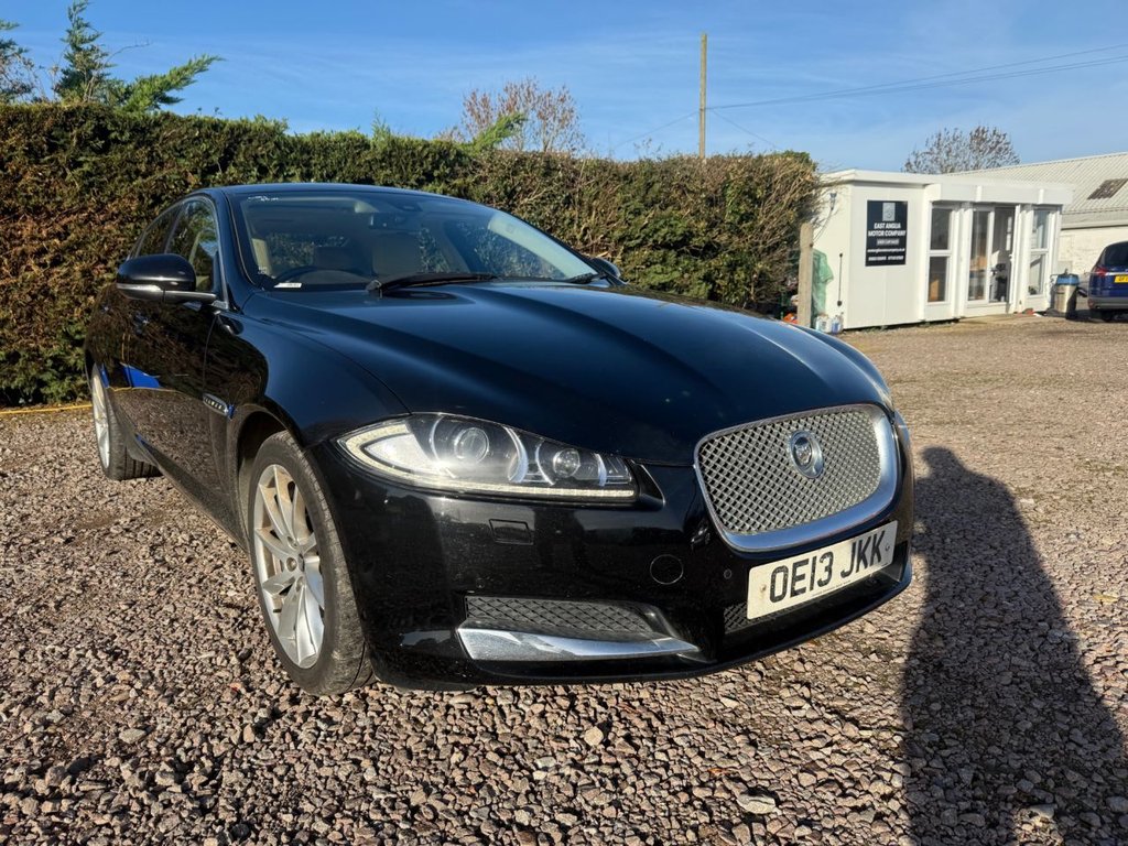 Used Jaguar XF 2013 for sale - 76570396: Photo 2