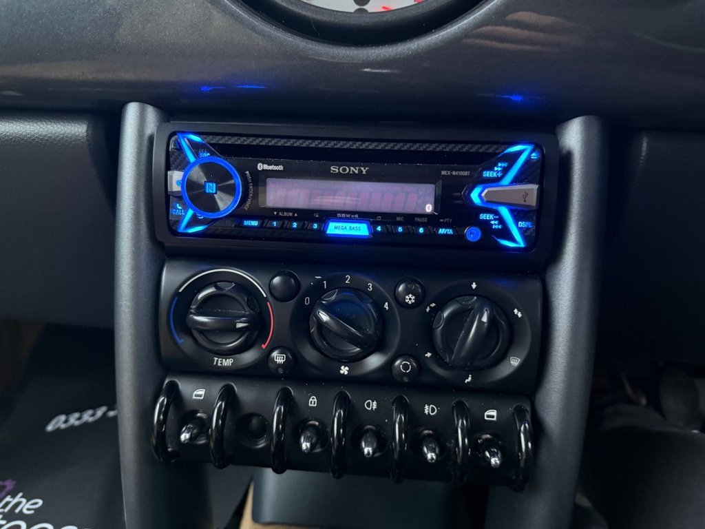 Used MINI Hatch 2004 for sale - 76470054: Photo 19