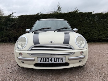 Used MINI Hatch 2004 for sale - 76470054: Photo