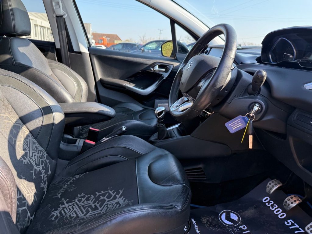 Used Peugeot 208 2012 for sale - 76469982: Photo 10