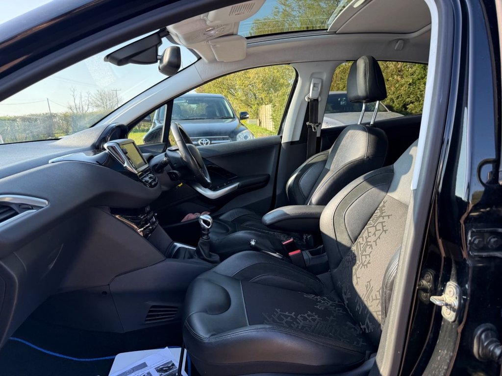 Used Peugeot 208 2012 for sale - 76469982: Photo 11