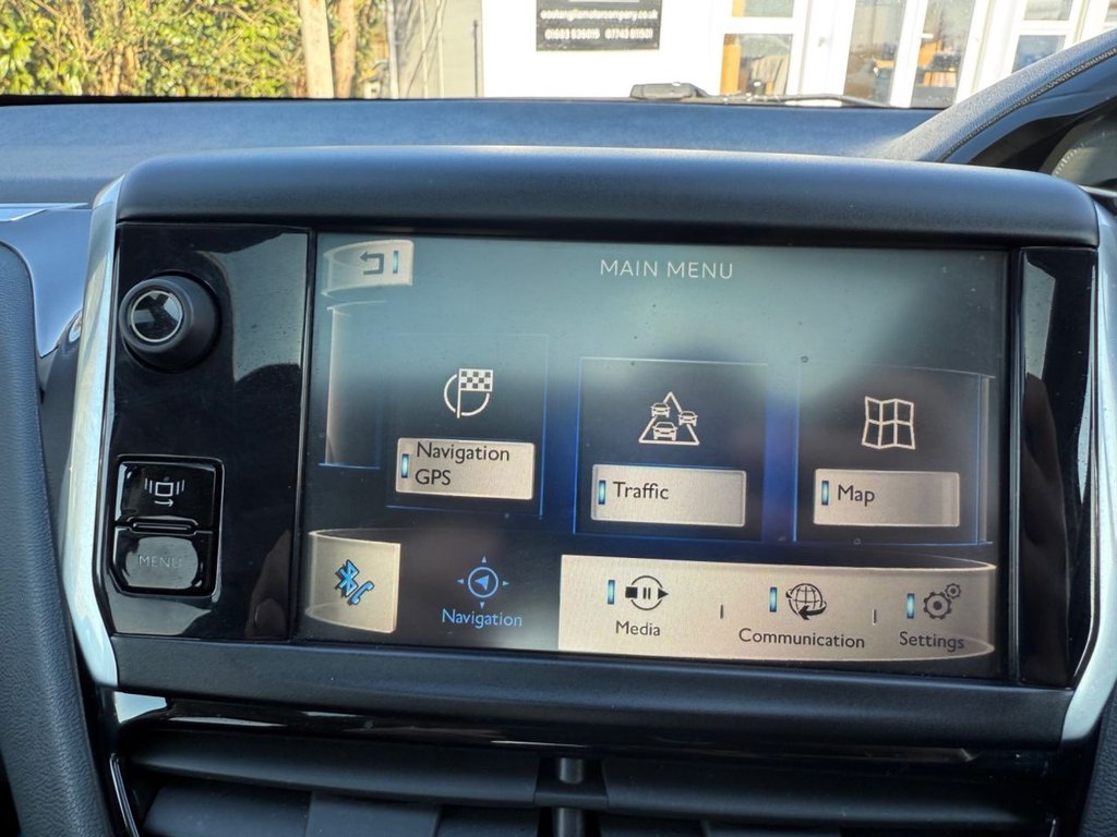 Used Peugeot 208 2012 for sale - 76469982: Photo 21