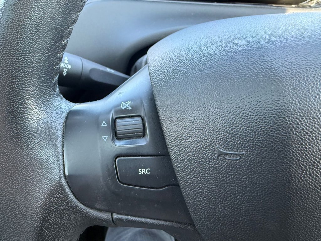 Used Peugeot 208 2012 for sale - 76469982: Photo 24