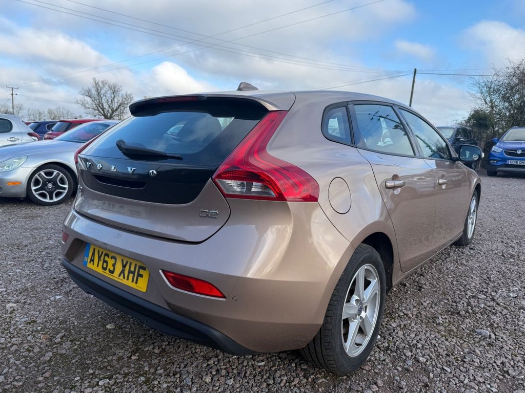 Used Volvo V40 2013 for sale - 77437154: Photo 5