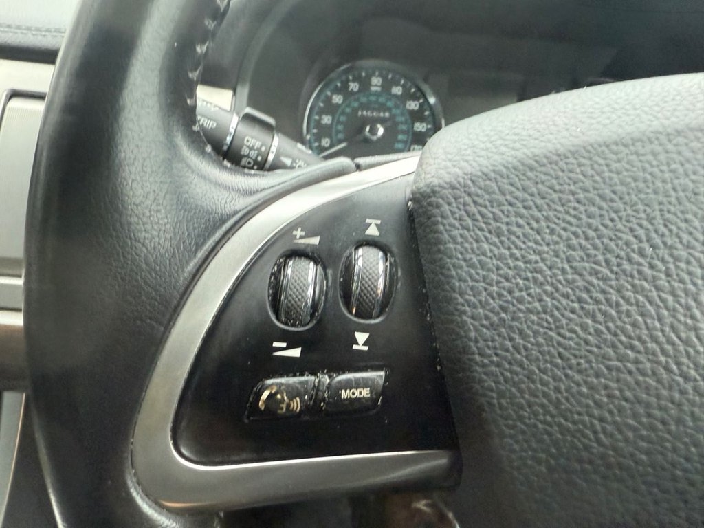 Used Jaguar XF 2011 for sale - 76923121: Photo 17