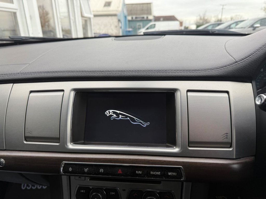 Used Jaguar XF 2011 for sale - 76923121: Photo 24