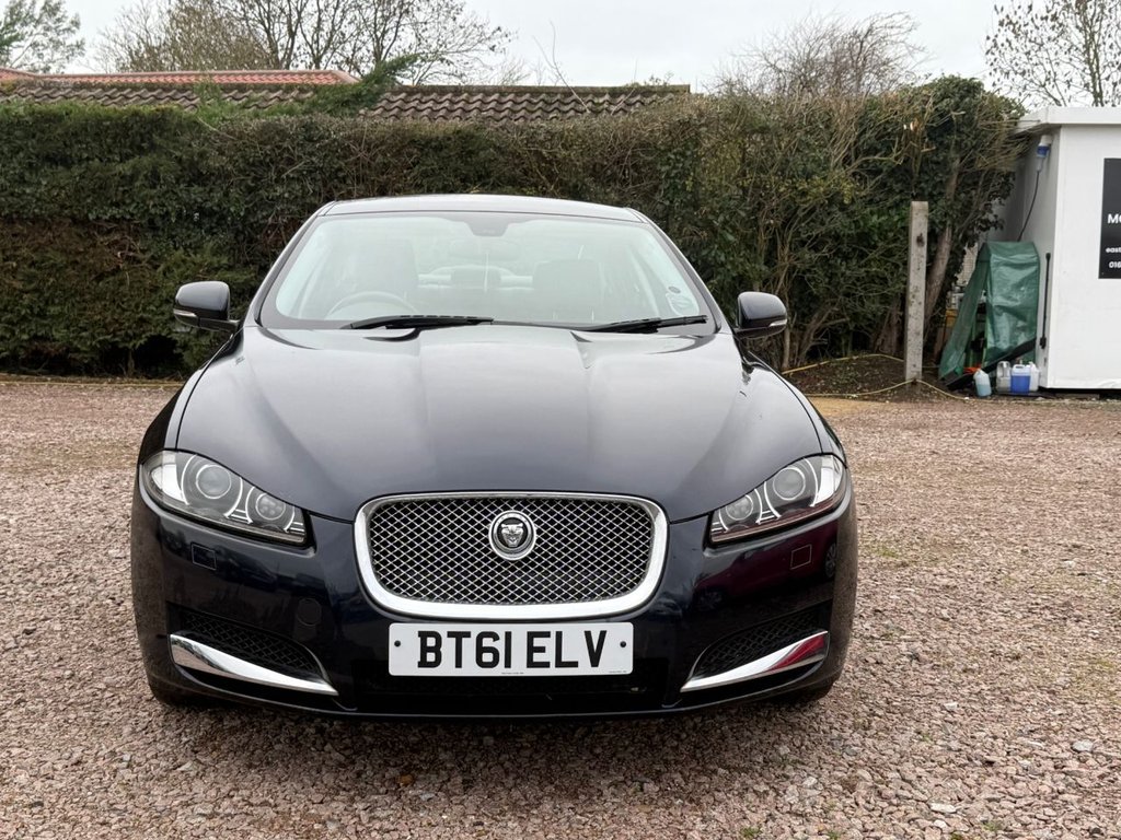 Used Jaguar XF 2011 for sale - 76923121: Photo 3