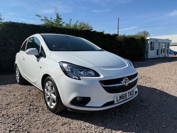 Vauxhall - Corsa
