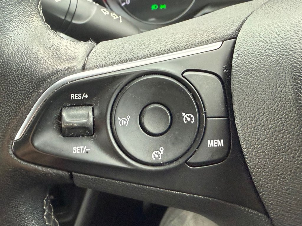 Used Vauxhall Crossland X 2017 for sale - 76469760: Photo 21