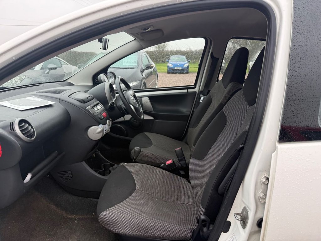 Used Toyota AYGO 2013 for sale - 77388782: Photo 8