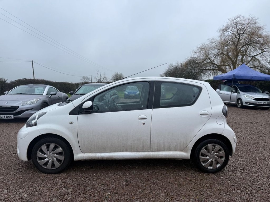 Used Toyota AYGO 2013 for sale - 77388782: Photo 9