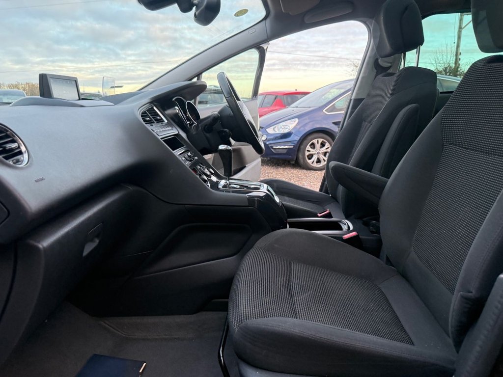 Used Peugeot 5008 2016 for sale - 76686255: Photo 11