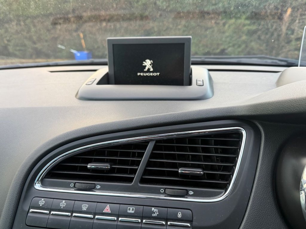 Used Peugeot 5008 2016 for sale - 76686255: Photo 29