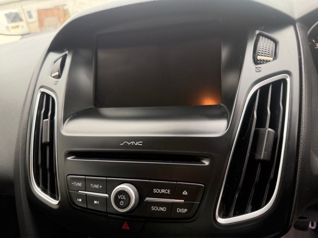 Used Ford Focus 2015 for sale - 76848360: Photo 20