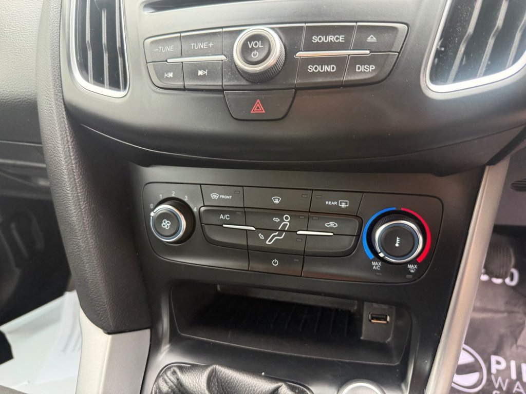 Used Ford Focus 2015 for sale - 76848360: Photo 22