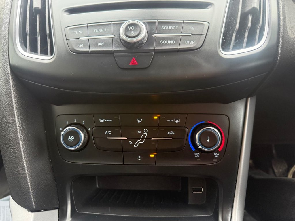 Used Ford Focus 2015 for sale - 76848360: Photo 28