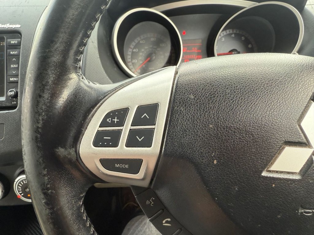 Used Mitsubishi Outlander 2009 for sale - 76470035: Photo 31