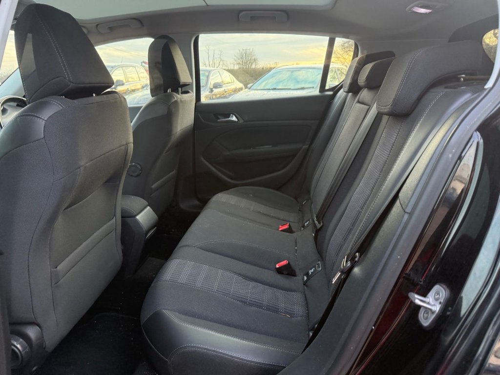 Used Peugeot 308 2018 for sale - 76841289: Photo 11