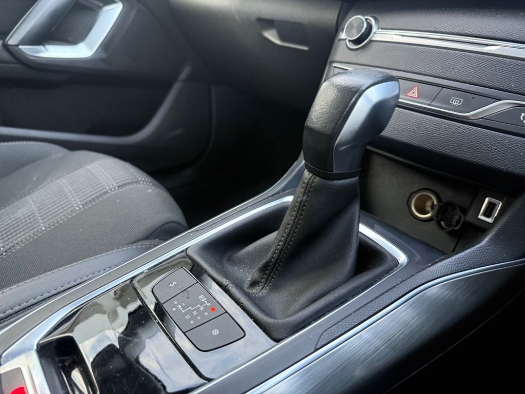 Used Peugeot 308 2018 for sale - 76841289: Photo 19