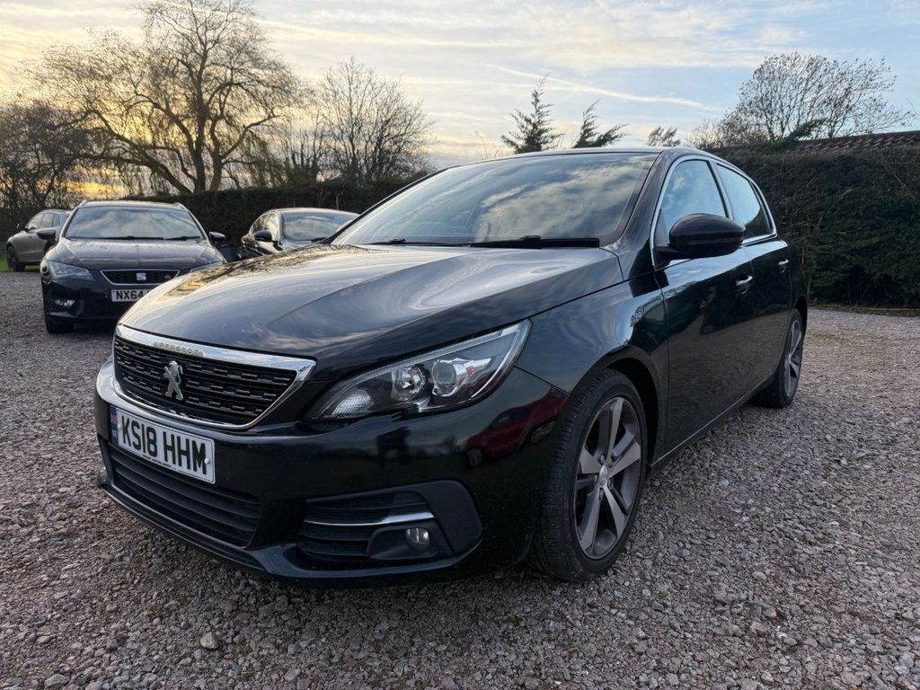 Used Peugeot 308 2018 for sale - 76841289: Photo 4