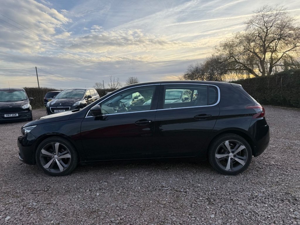 Used Peugeot 308 2018 for sale - 76841289: Photo 8