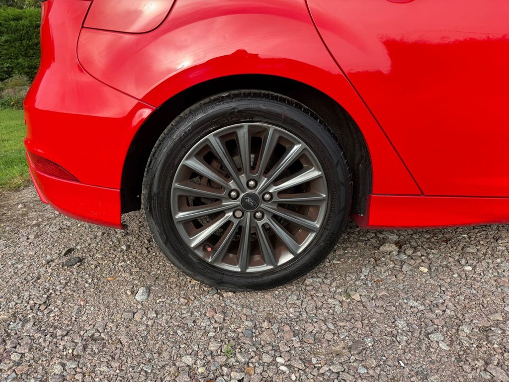 Used Ford Focus 2017 for sale - 76470009: Photo 11