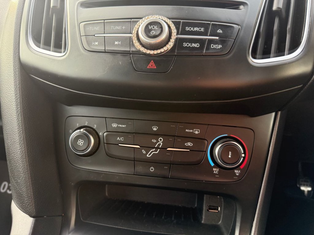 Used Ford Focus 2017 for sale - 76470009: Photo 32