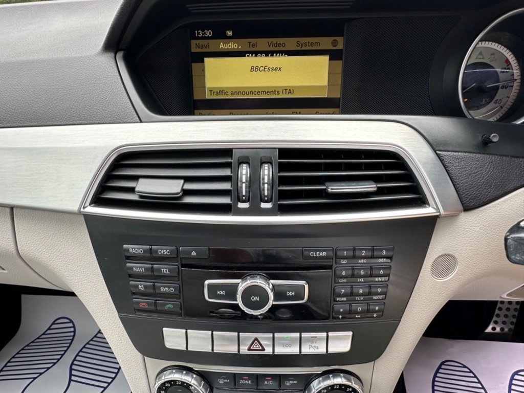 Used Renault Megane 2011 for sale - 78056198: Photo 26