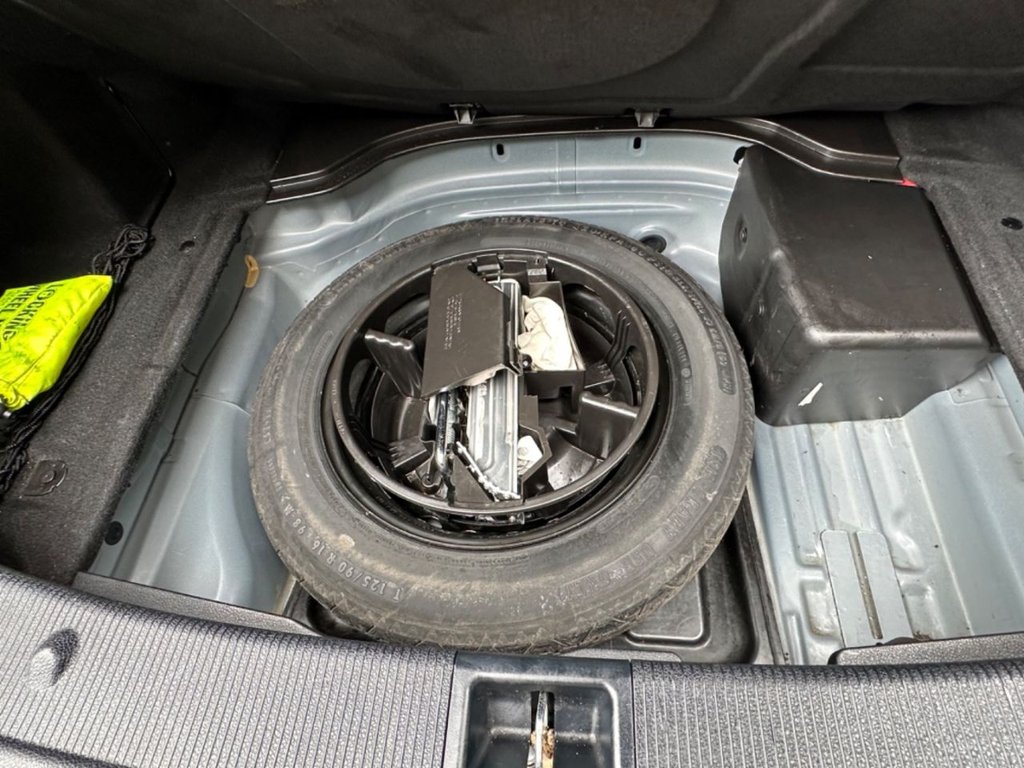 Used Renault Megane 2011 for sale - 78056198: Photo 33