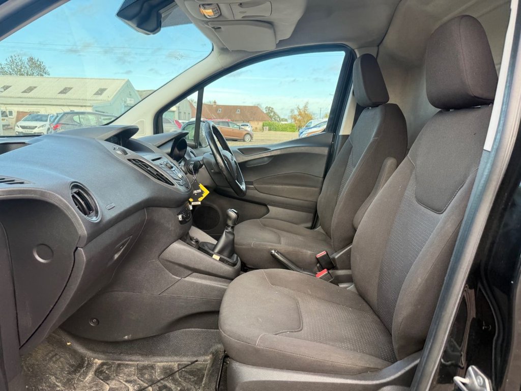 Used Ford Transit Courier 2017 for sale - 76470508: Photo 12