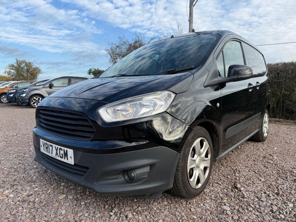 Used Ford Transit Courier 2017 for sale - 76470508: Photo 2