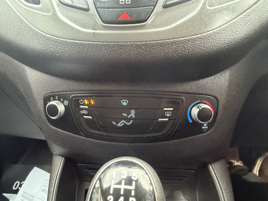 Used Ford Transit Courier 2017 for sale - 76470508: Photo 24