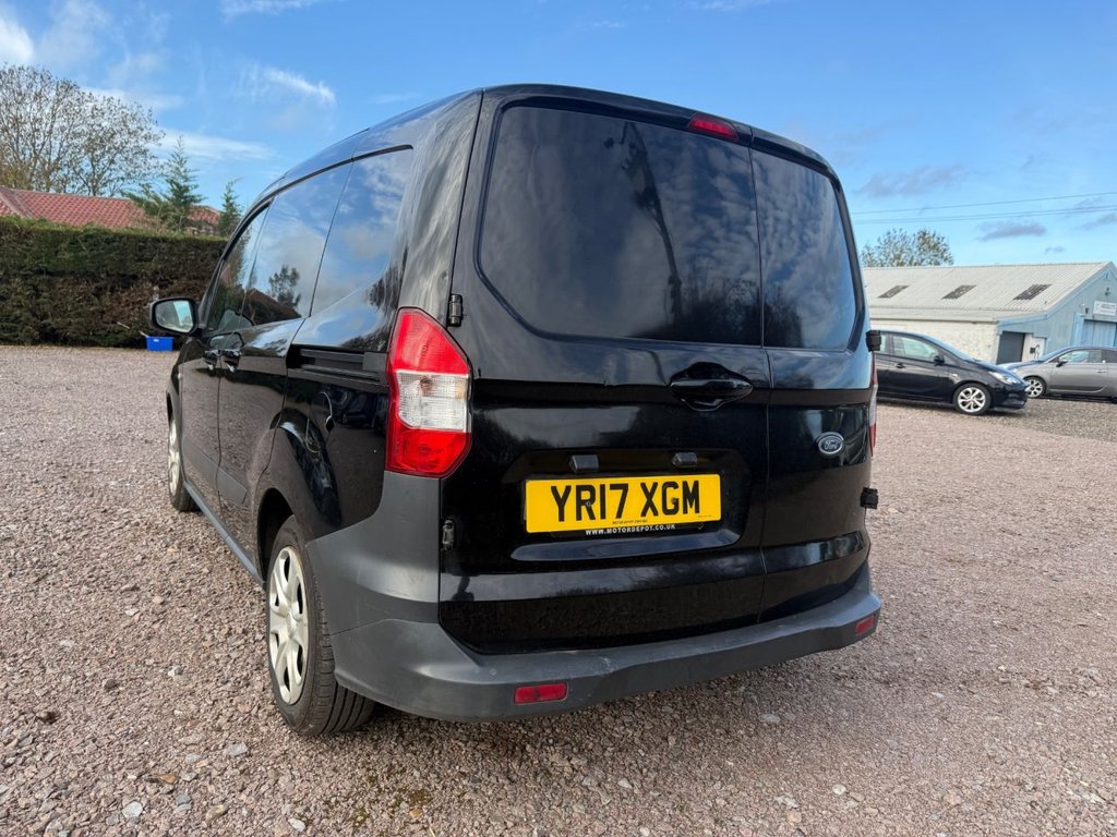 Used Ford Transit Courier 2017 for sale - 76470508: Photo 5