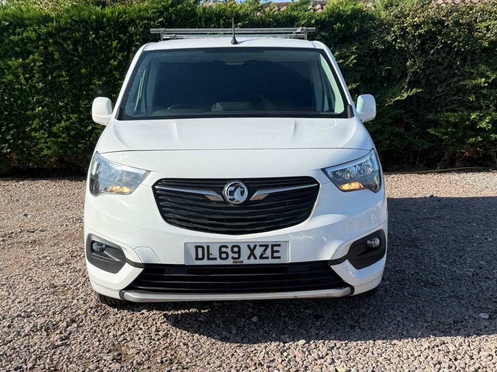 Used Vauxhall Combo 2020 for sale - 76469564: Photo 3