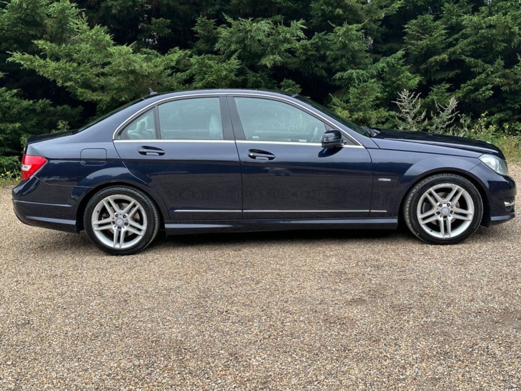 Used Renault Megane 2011 for sale - 76470051: Photo 5