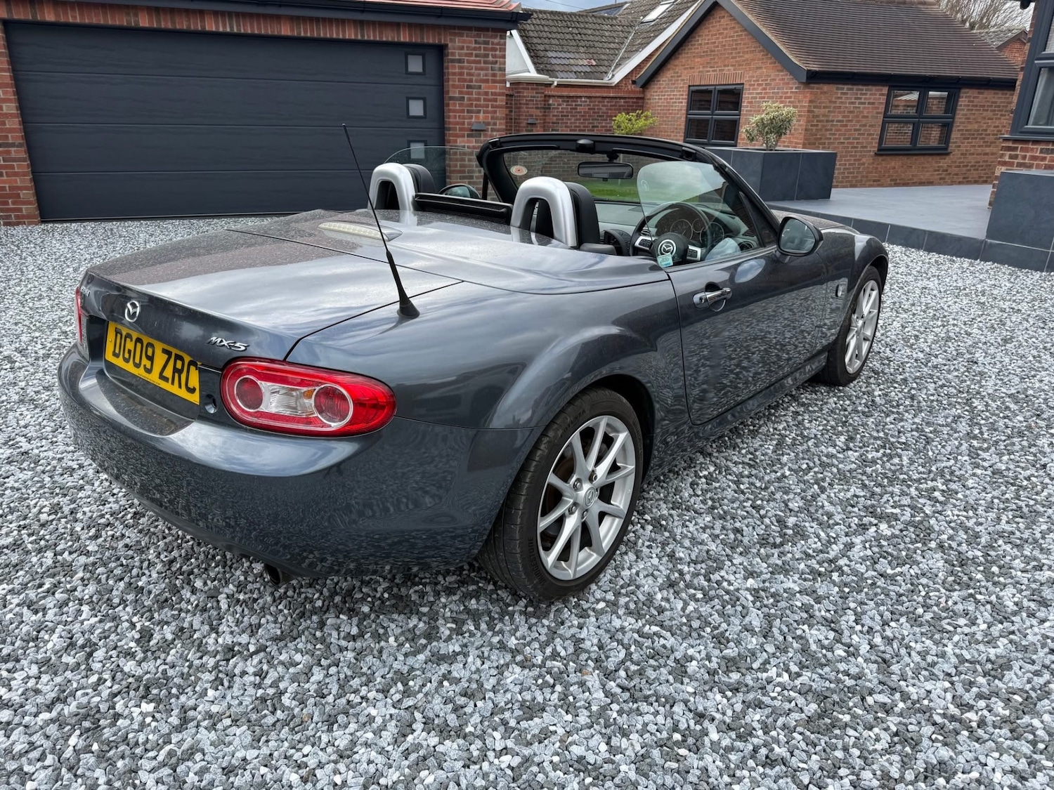 Used Mazda MX-5 2009 for sale - 78136457: Photo 4