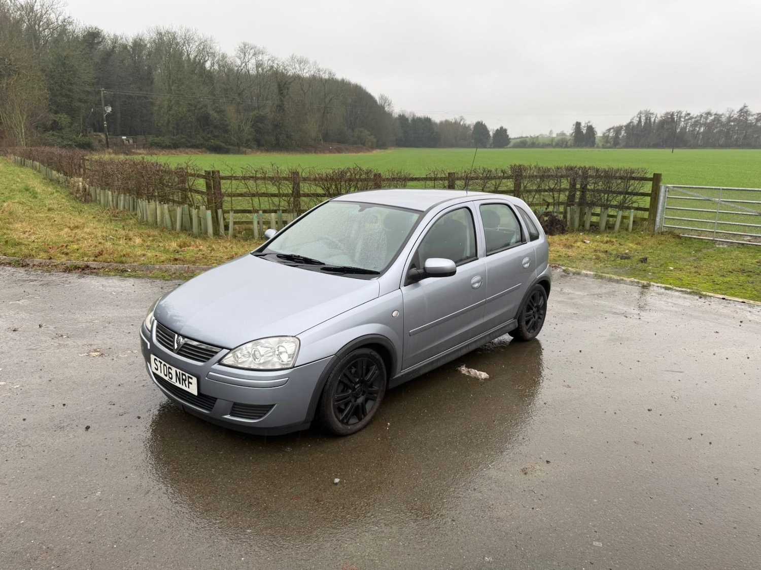 Used Vauxhall Corsa 2006 for sale - 77550795: Photo 2