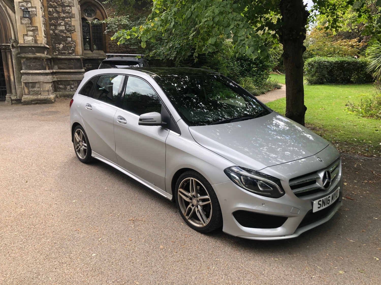 Used Mercedes-Benz B-Class 2016 for sale - 76038045: Photo 1