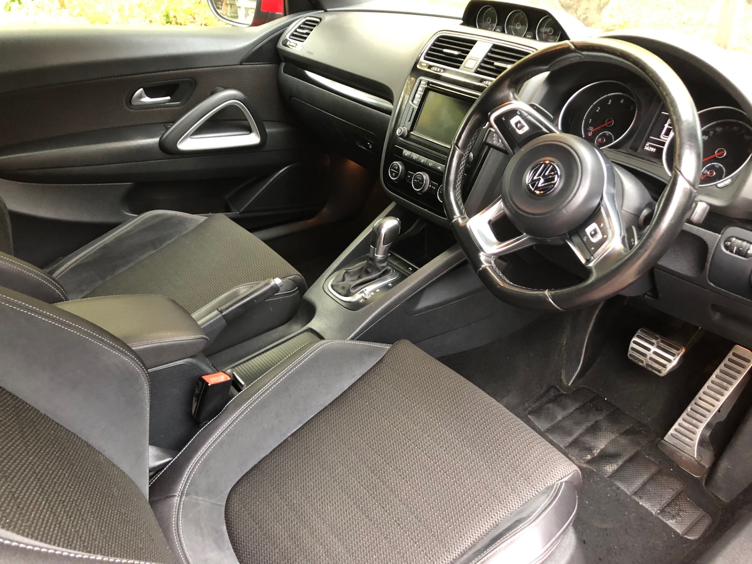 Used Volkswagen Scirocco 2016 for sale - 76464789: Photo 15