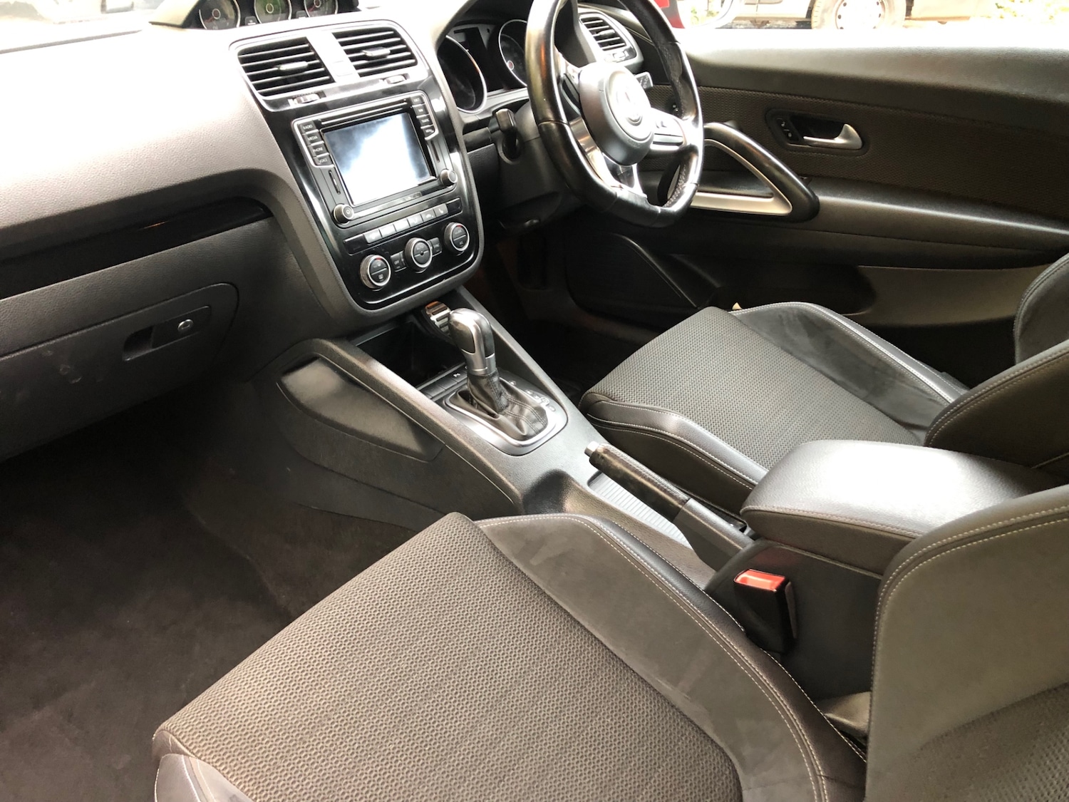 Used Volkswagen Scirocco 2016 for sale - 76464789: Photo 16